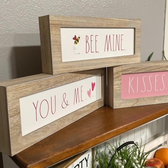 RAE DUNN FRAMED WODDEN DECOR SIGN. - Picture 3 of 6